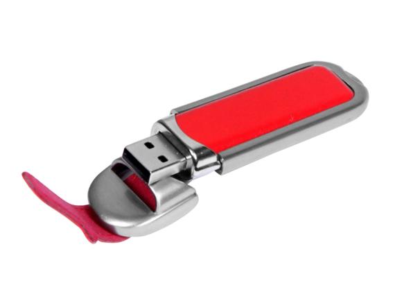 USB 2.0- флешка на 16 Гб с массивным классическим корпусом